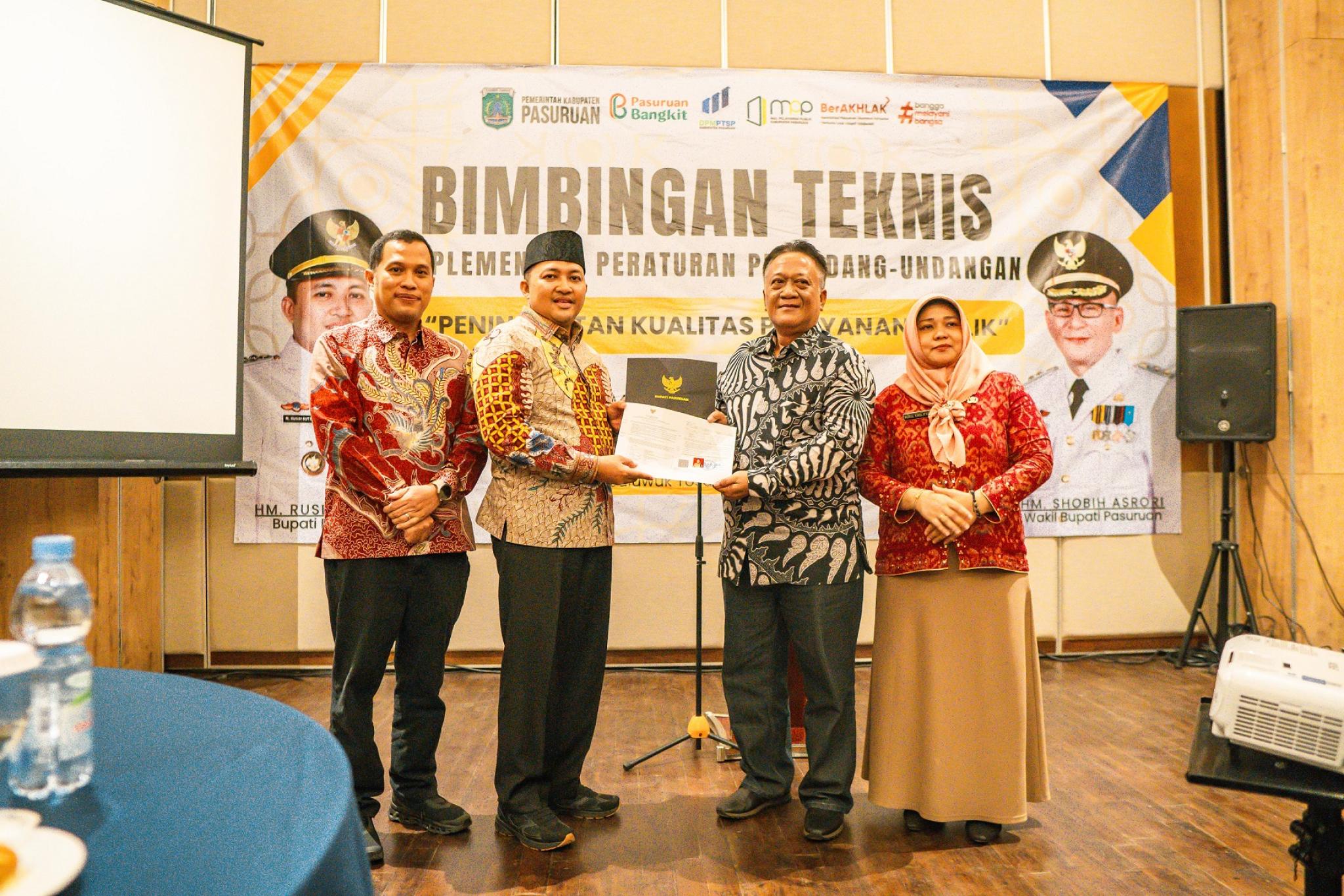 Tingkatkan Kinerja  ASN dan Pelayanan Publik, DPMTPSP Kabupaten Gelar Bimtek Implementasi Peraturan Perundang-Undangan