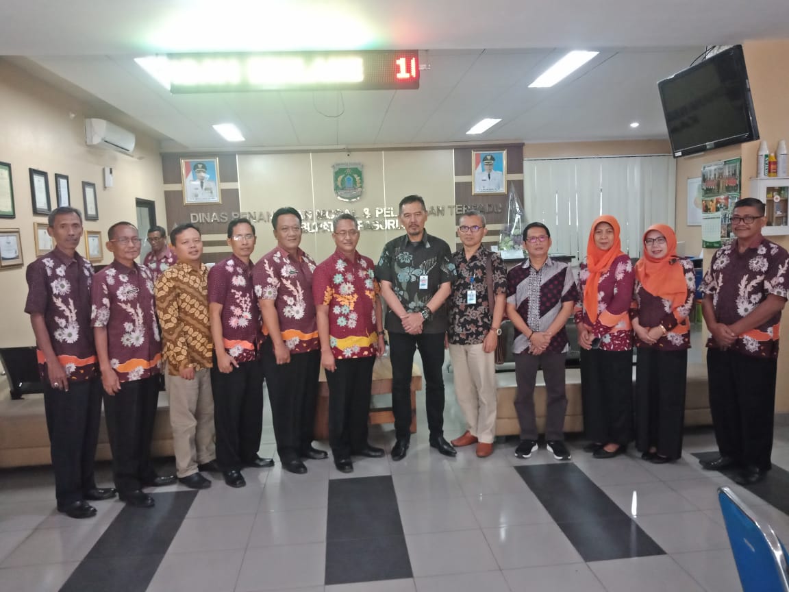 Benchmarking DPMPTSP Kabupaten Garut