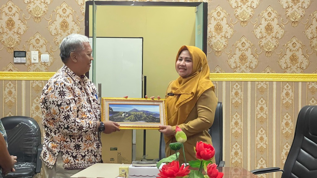 KUNJUNGAN STUDI TIRU DI DPMPTSP KAB. MOJOKERTO