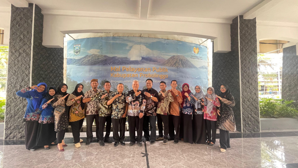 KUNJUNGAN STUDI TIRU DI DPMPTSP KAB. PROBOLINGGO